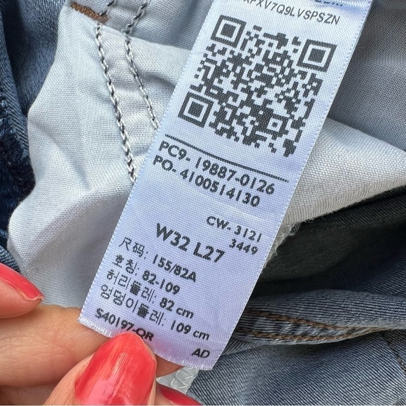 Levi’s Boyfriend jeans Size 32 - Picture 9 of 12